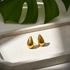 Minimalist Gold Teardrop Stud Earrings