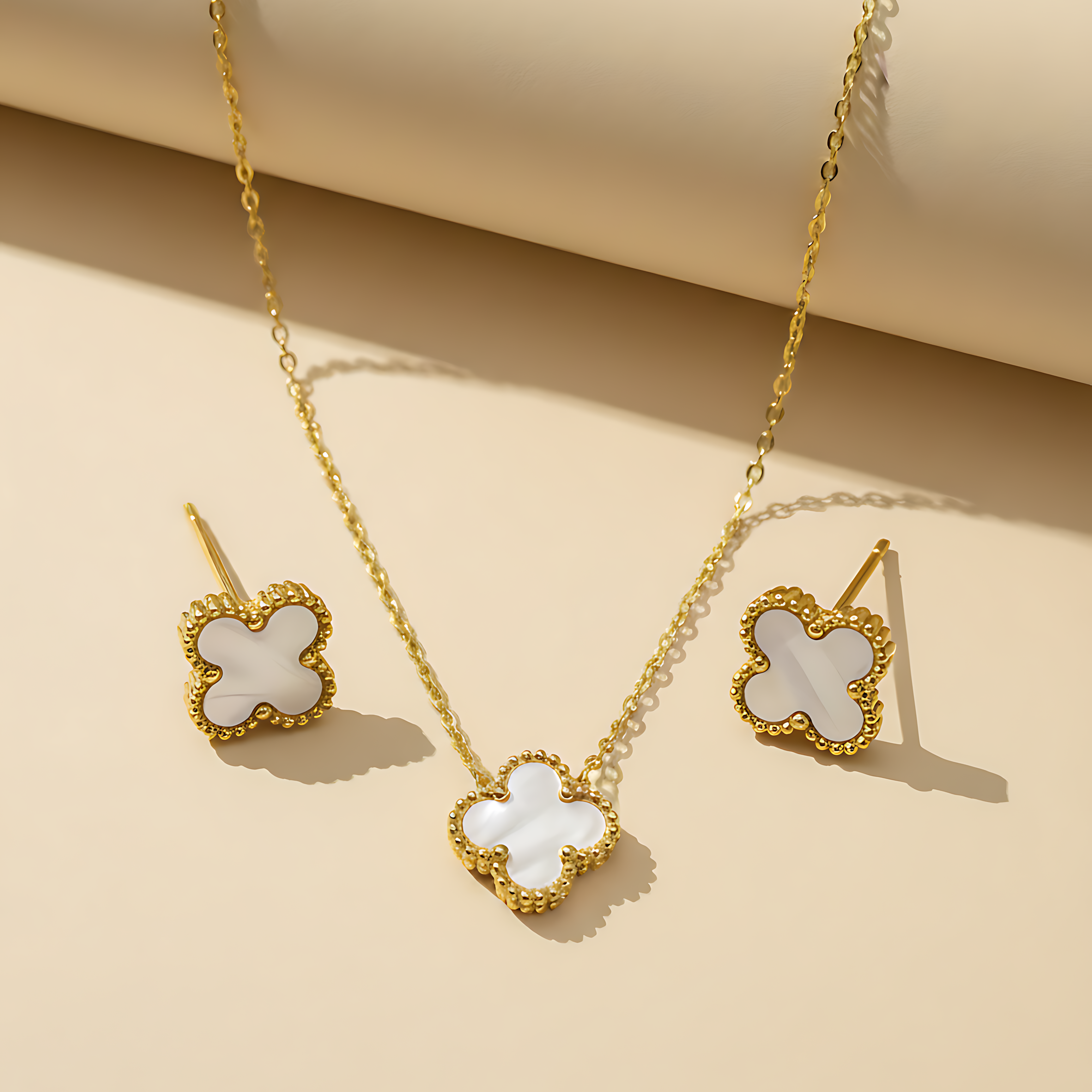Clover Necklace & Earring Set