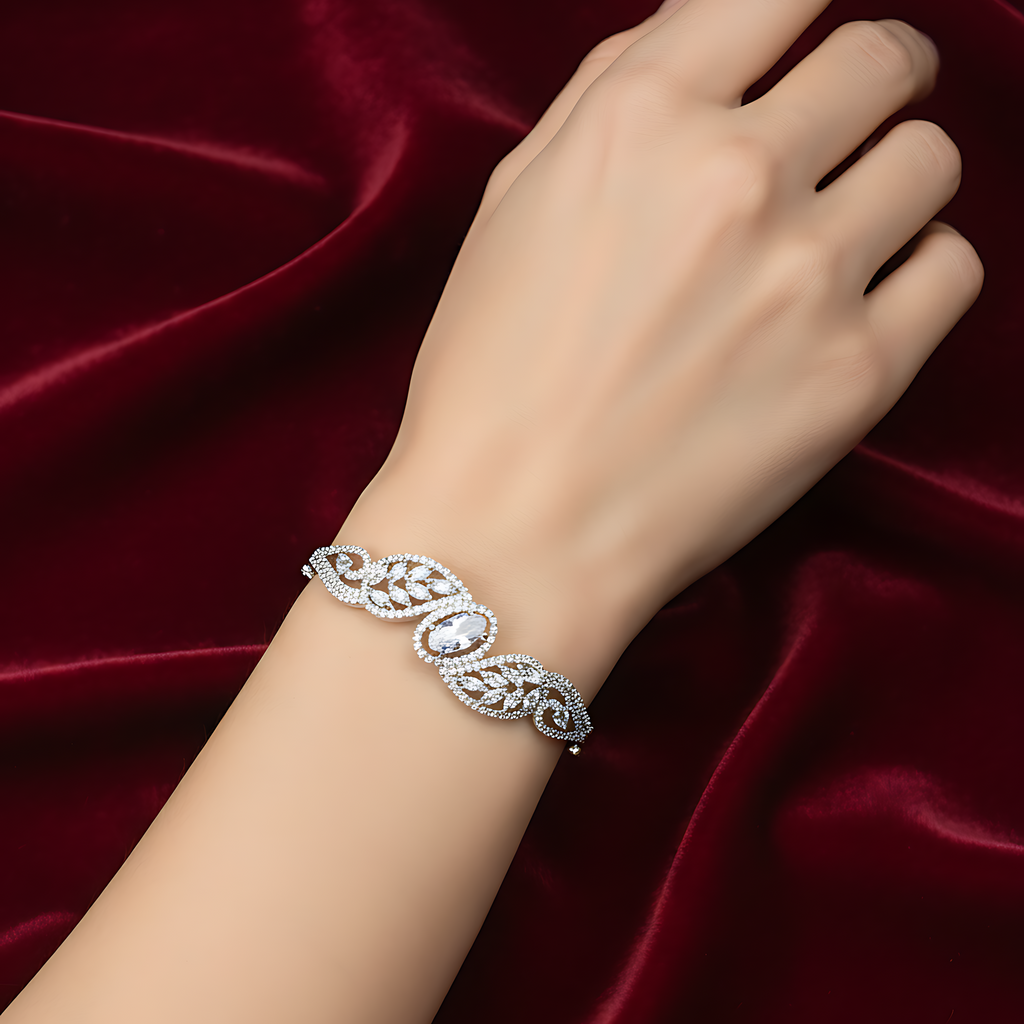 Leaf Design AD Bracelet