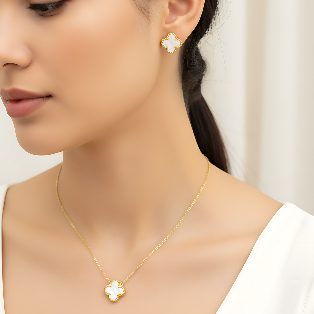 Clover Necklace & Earring Set