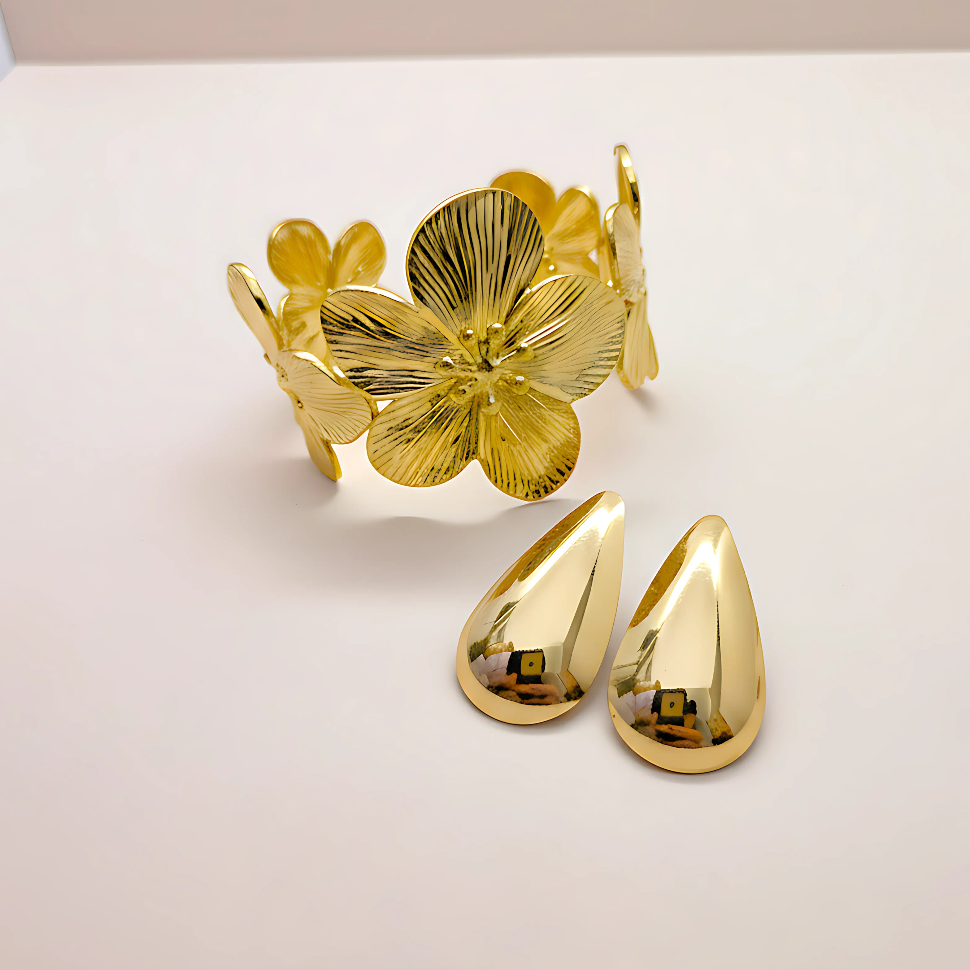 Floral Cuff Bracelet & Stud Earrings Combo Set