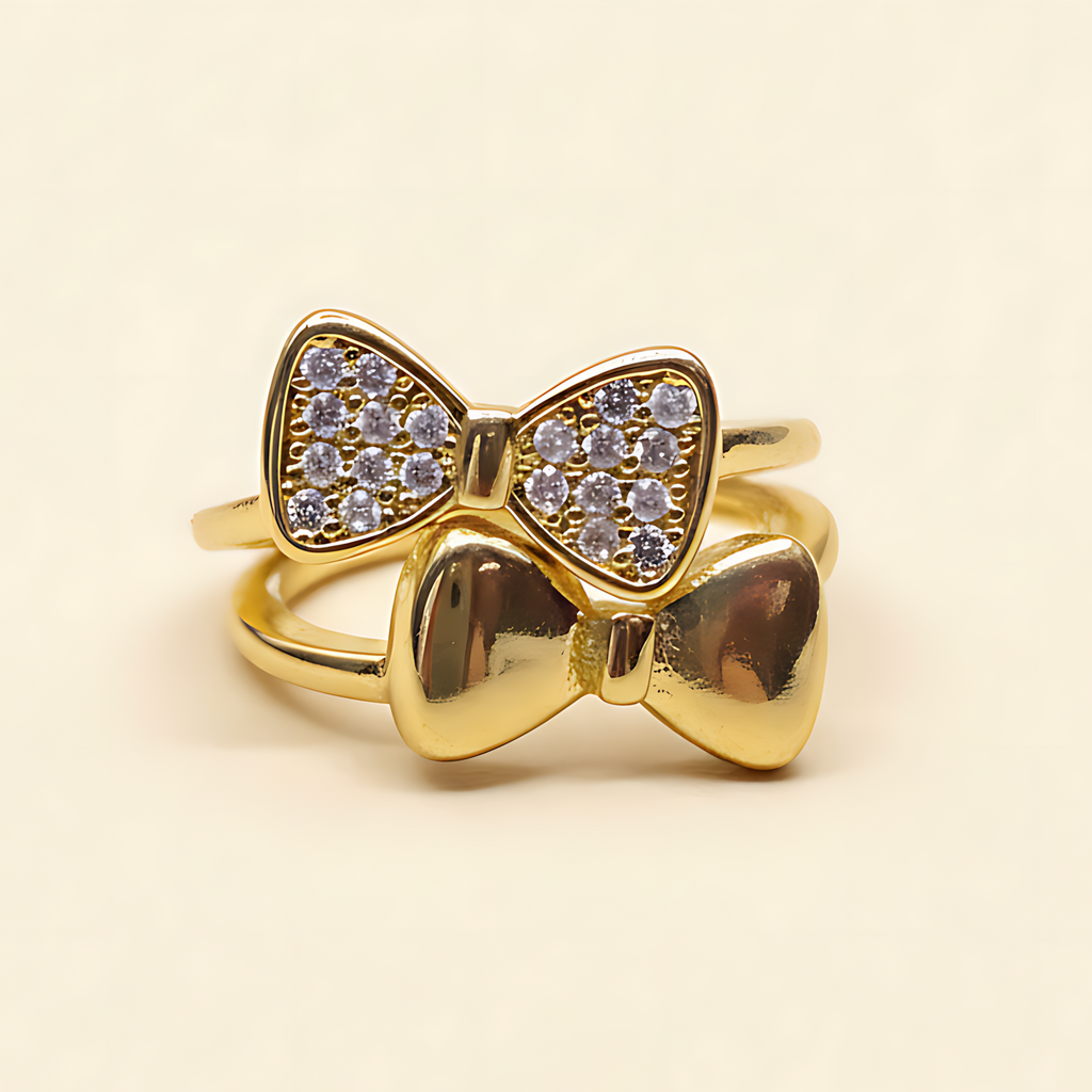 Elegant Gold Bow Ring