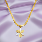 Floral Pendant Necklace